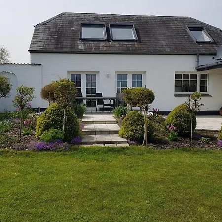 Apartamento In Neukirchen With Barbecue